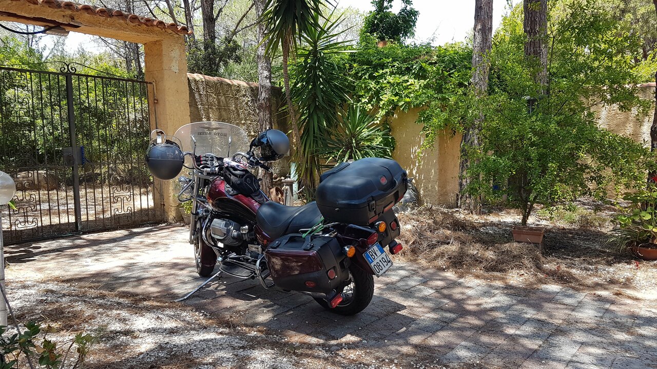 2021 06 13 cala gonone cala liberotto con guzzi california 1280x960 14