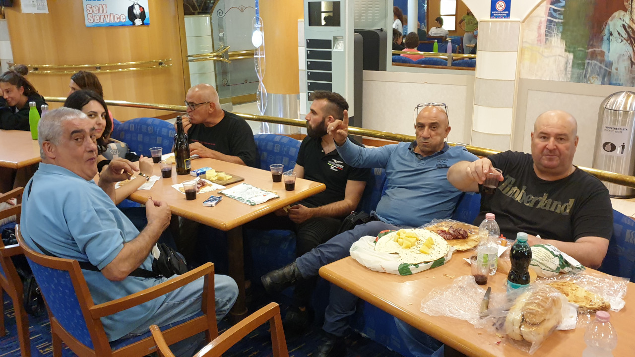 Cena sulla nave